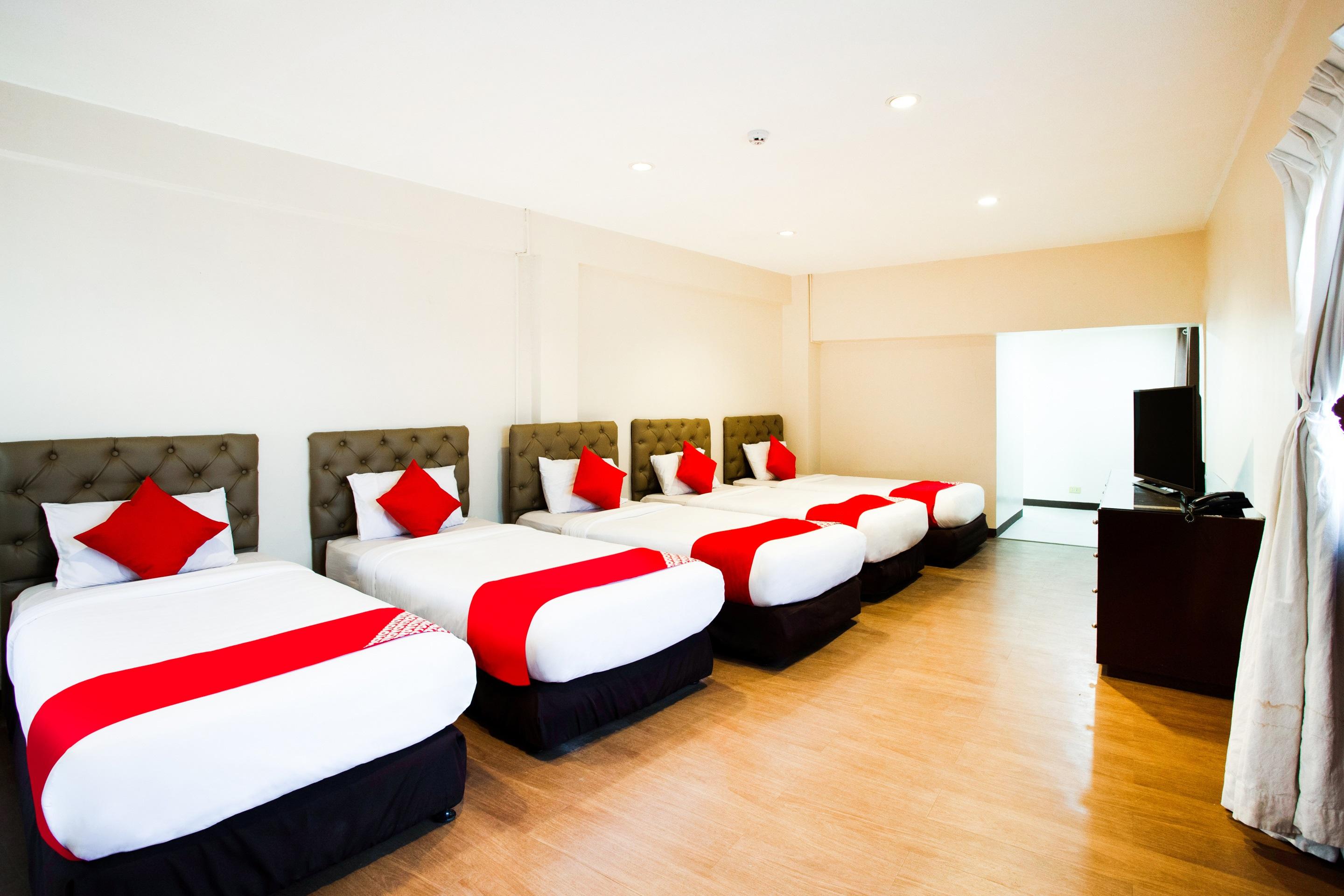 Oyo 414 Humberto'S Hotel Davao Экстерьер фото