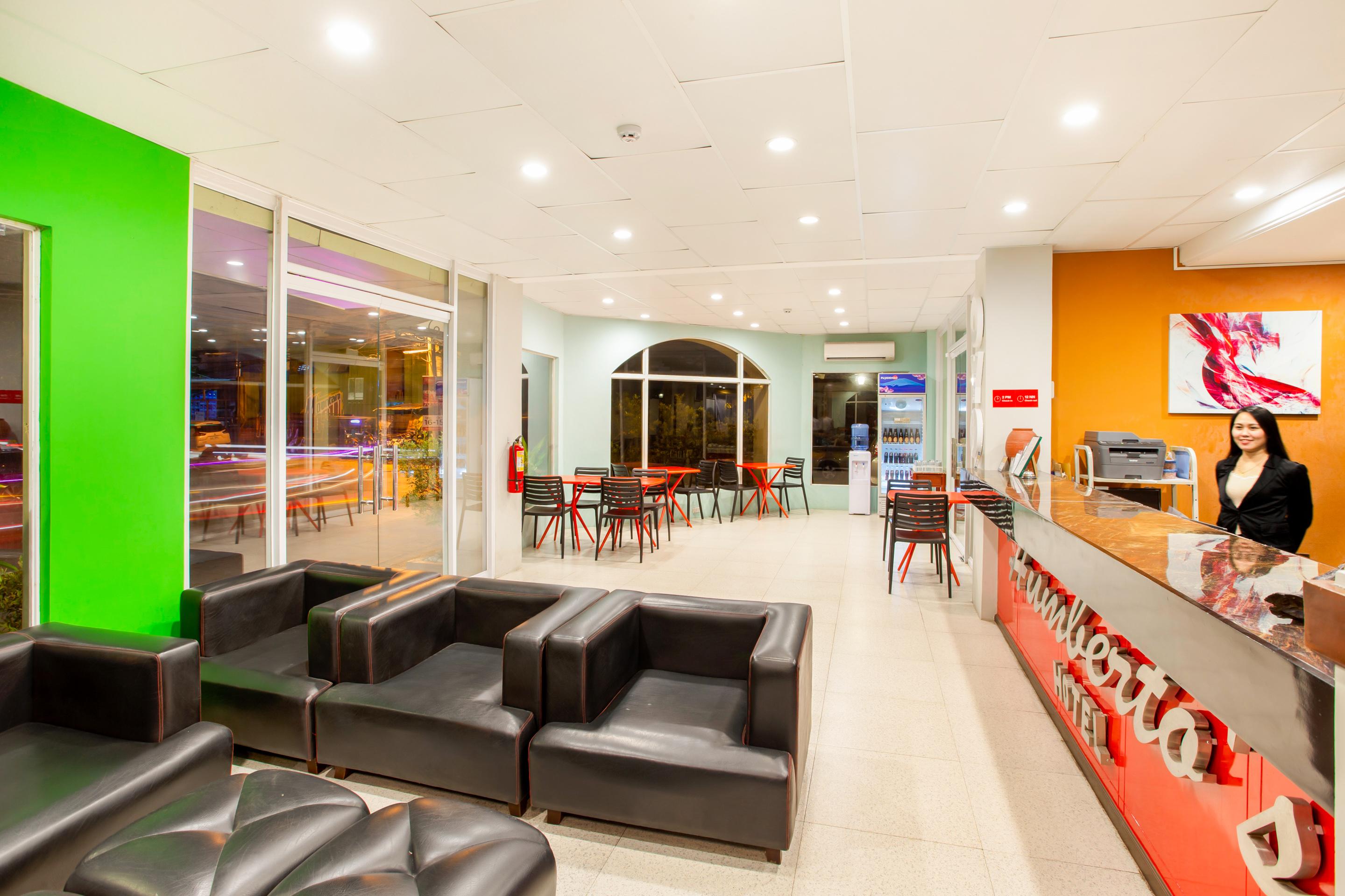 Oyo 414 Humberto'S Hotel Davao Экстерьер фото