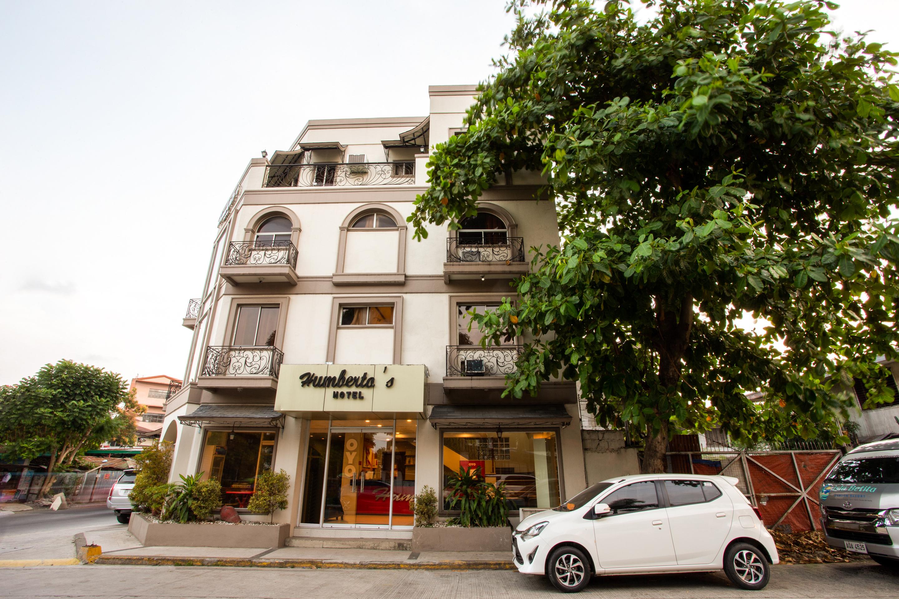 Oyo 414 Humberto'S Hotel Davao Экстерьер фото