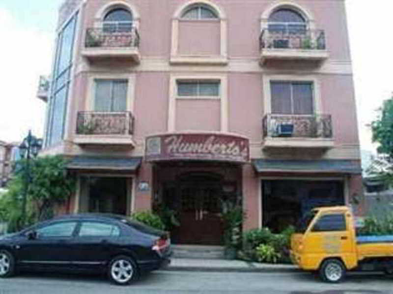 Oyo 414 Humberto'S Hotel Davao Экстерьер фото