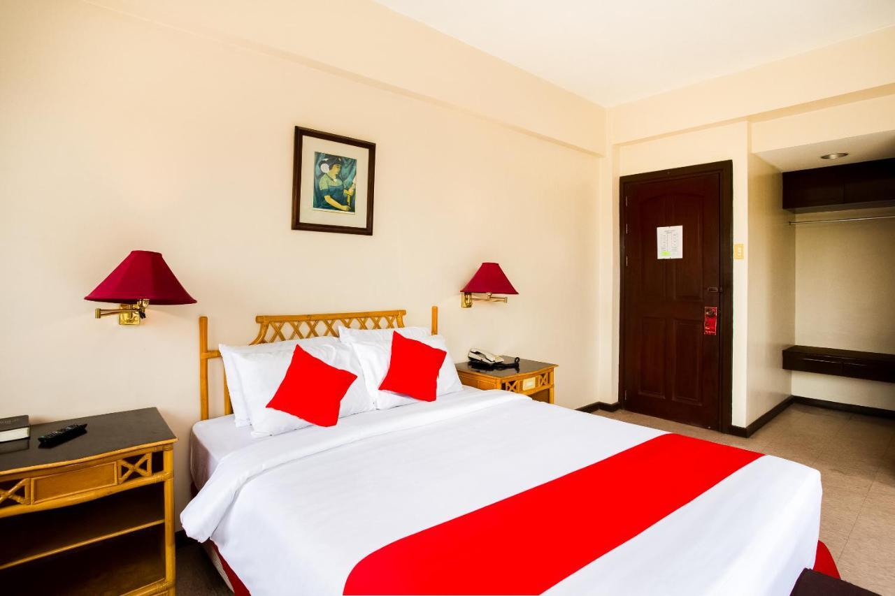 Oyo 414 Humberto'S Hotel Davao Экстерьер фото
